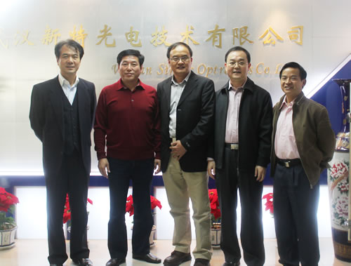 武汉市人民政府副秘书长、武汉市侨联主席一行到我司调研