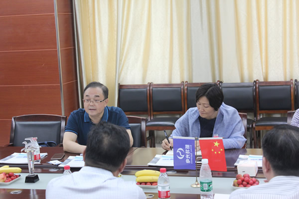 长葛市爨丽敏副市长一行莅临环亚币游国际光电参观考察